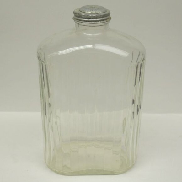 Vintage Crystal RIBBED 9 1/2" Half Gallon Water Bottle w/Original Sprinkler Lid - Picture 1 of 5